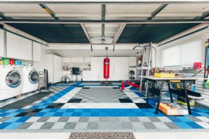How to order custom garage cabinets